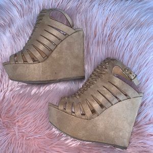 Tan wedges